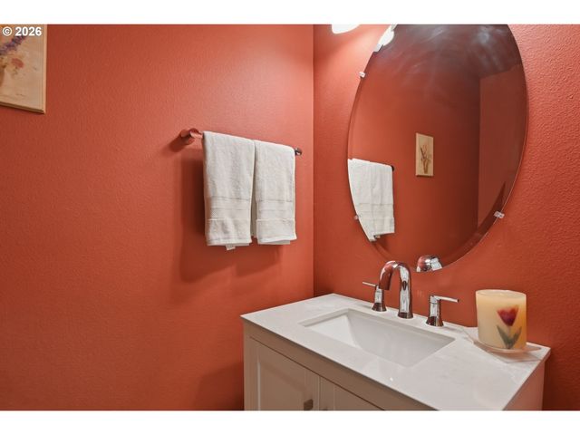 8145 Sw 57TH Ave, Portland, OR 97219