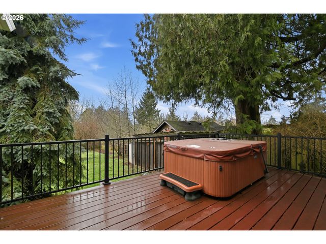 8145 Sw 57TH Ave, Portland, OR 97219