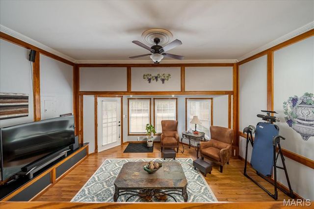 1400 Redwood Dr, St Clair, MO 63077