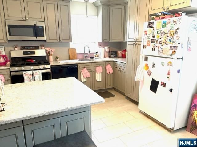 527 Anthony Court 2, Lyndhurst, NJ 07071