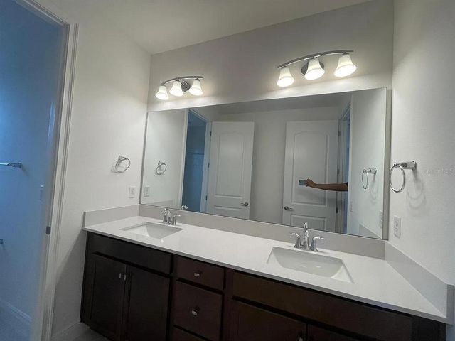 2861 WILLOWSEED LANE, St Cloud, FL 34772