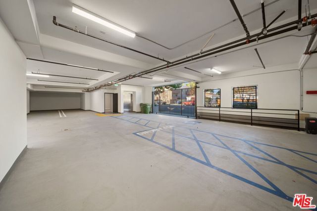 13846 Moorpark Street 201, Sherman Oaks, CA 91423