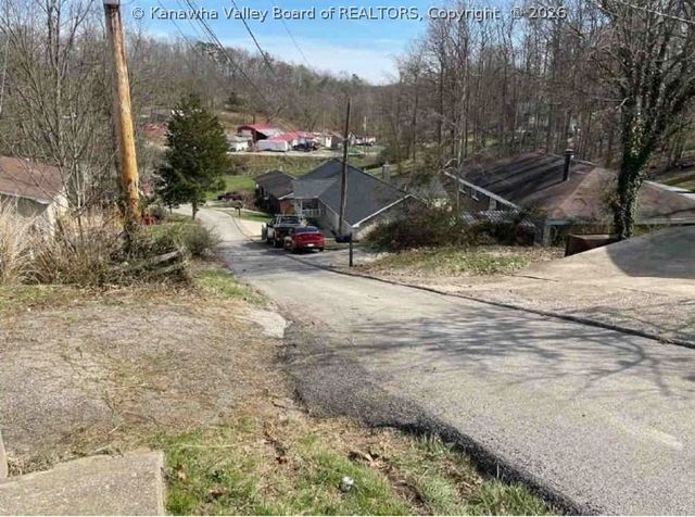 108 Christa Circle, South Charleston, WV 25309