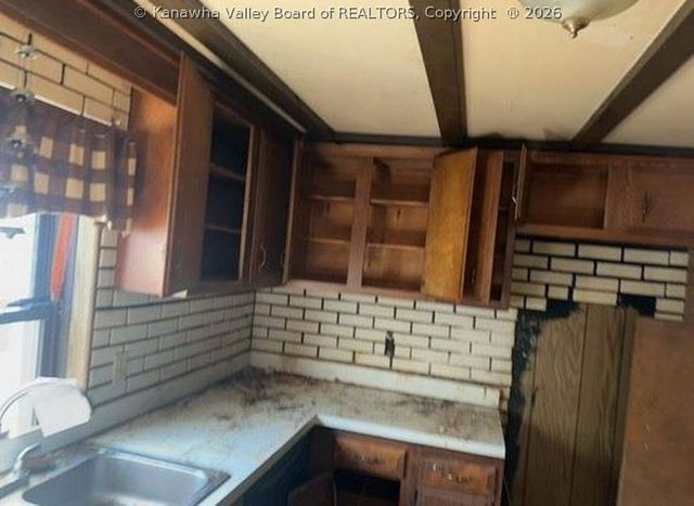 108 Christa Circle, South Charleston, WV 25309