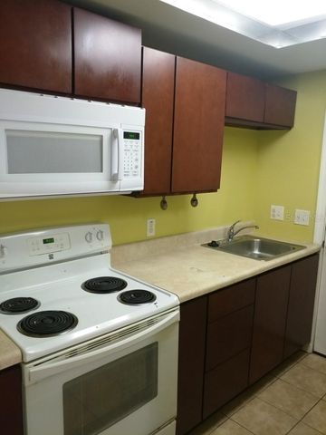 2162 1ST AVENUE N, St Petersburg, FL 33713