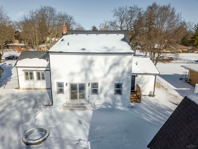 79 Davis Drive, Saginaw, MI 48602