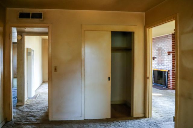 3442 E Weldon Avenue, Fresno, CA 93703