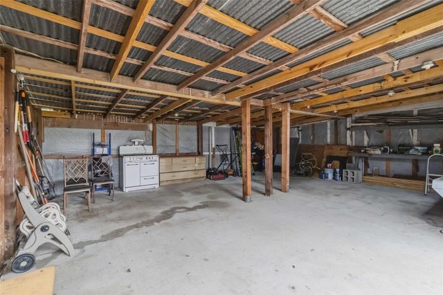 1201 Farm ST, Bastrop, TX 78602