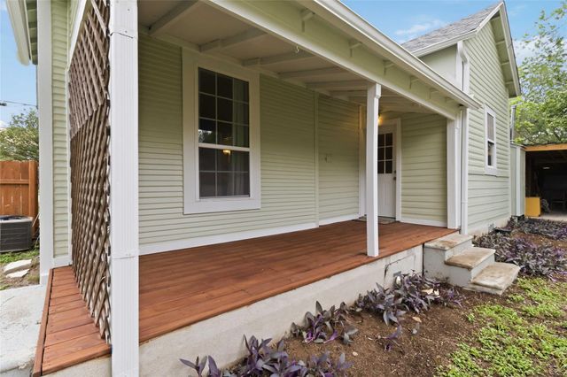 1201 Farm ST, Bastrop, TX 78602