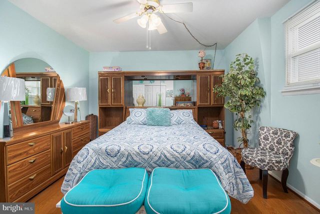 811 LAWLER ST, Philadelphia, PA 19116