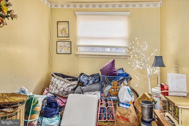 811 LAWLER ST, Philadelphia, PA 19116