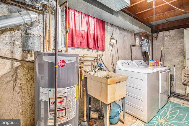 811 LAWLER ST, Philadelphia, PA 19116