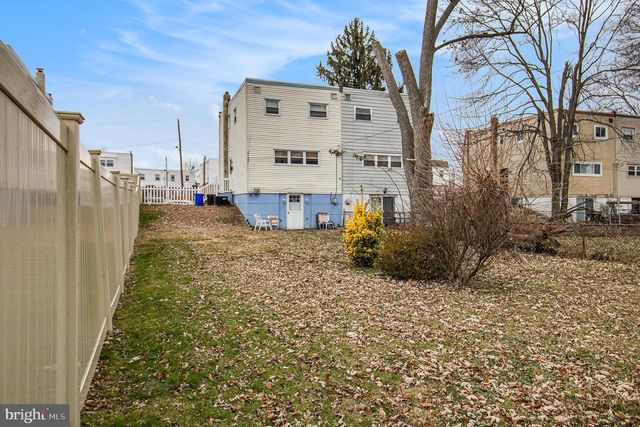 811 LAWLER ST, Philadelphia, PA 19116