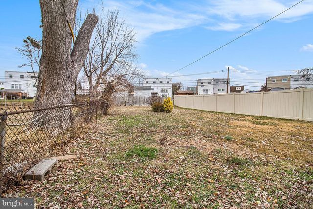 811 LAWLER ST, Philadelphia, PA 19116