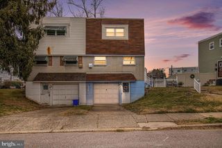 811 LAWLER ST, Philadelphia, PA 19116