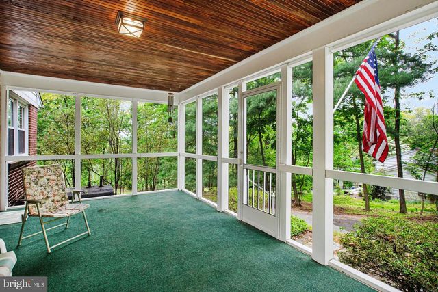 42 SHERWOOD RD, Cockeysville, MD 21030
