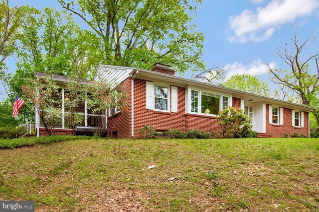 42 SHERWOOD RD, Cockeysville, MD 21030