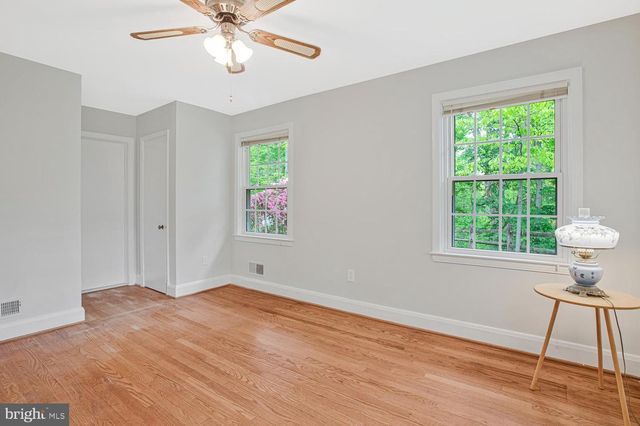42 SHERWOOD RD, Cockeysville, MD 21030
