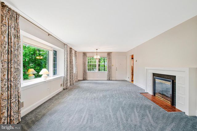 42 SHERWOOD RD, Cockeysville, MD 21030