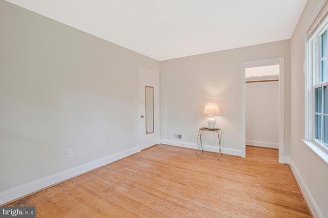 42 SHERWOOD RD, Cockeysville, MD 21030