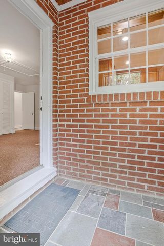 42 SHERWOOD RD, Cockeysville, MD 21030