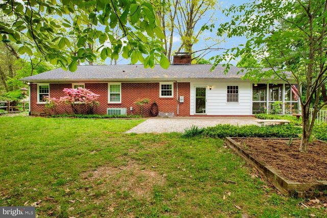 42 SHERWOOD RD, Cockeysville, MD 21030