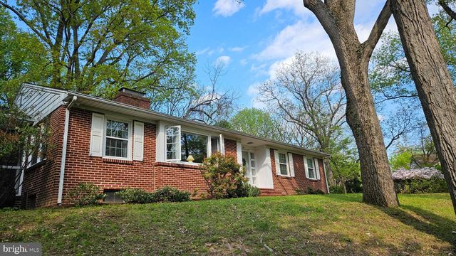 42 SHERWOOD RD, Cockeysville, MD 21030