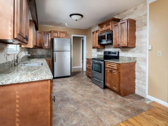 557 W North Bend Road, Springfield Twp., OH 45224