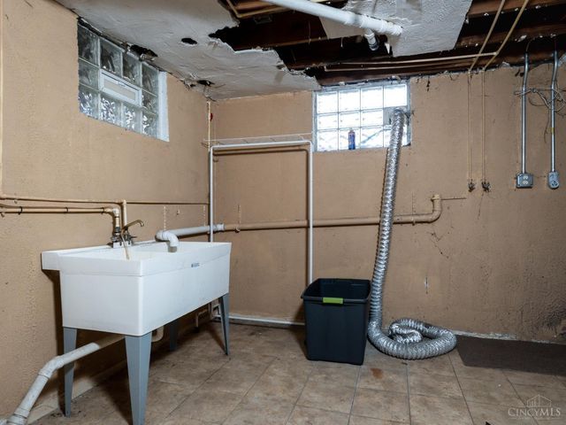 557 W North Bend Road, Springfield Twp., OH 45224