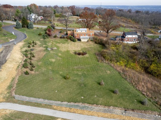 557 W North Bend Road, Springfield Twp., OH 45224