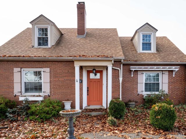 557 W North Bend Road, Springfield Twp., OH 45224