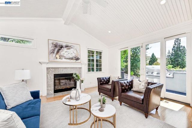 215 Arthur Ct, Danville, CA 94526