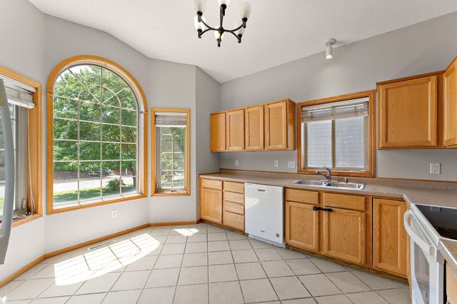 1743 146th Avenue NW, Andover, MN 55304