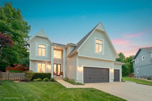 21617 W 97 Terrace, Lenexa, KS 66220