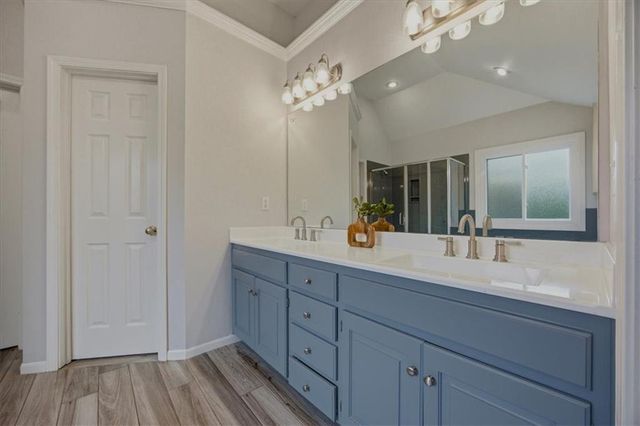 21617 W 97 Terrace, Lenexa, KS 66220