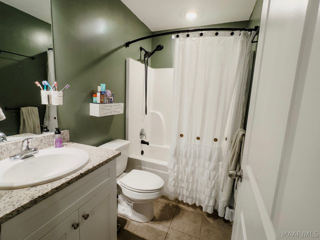 53 Nottingham Way, Millbrook, AL 36025