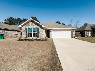 53 Nottingham Way, Millbrook, AL 36025