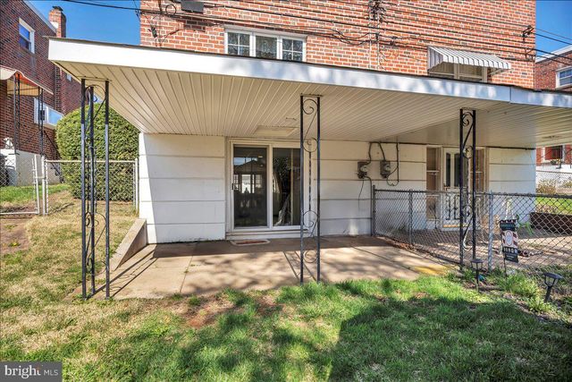 137 MEADOW LN, Philadelphia, PA 19154