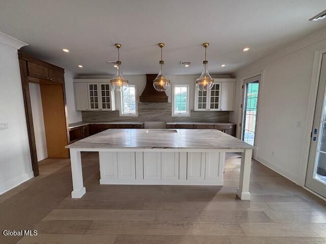 1390 9P, Saratoga Springs, NY 12866