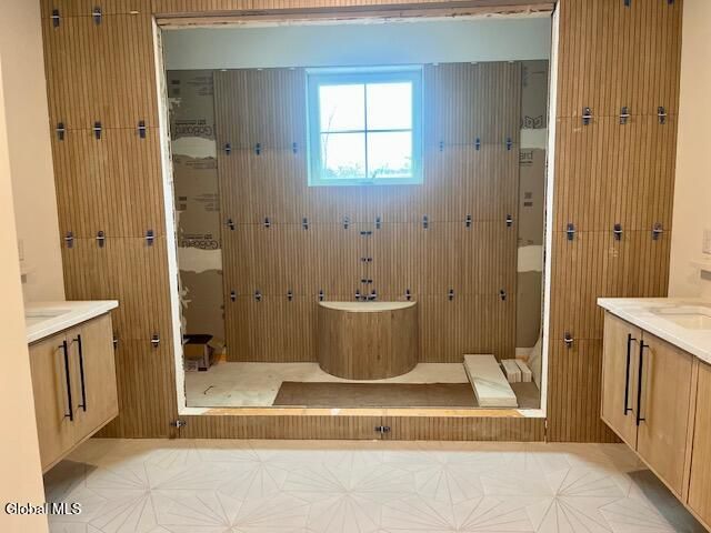 1390 9P, Saratoga Springs, NY 12866