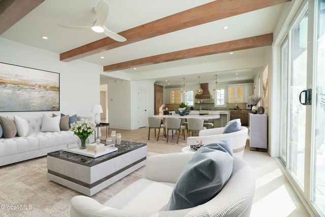 1390 9P, Saratoga Springs, NY 12866