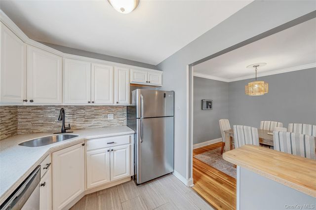118 Fairharbor Drive 118, Patchogue, NY 11772