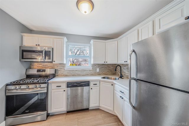 118 Fairharbor Drive 118, Patchogue, NY 11772