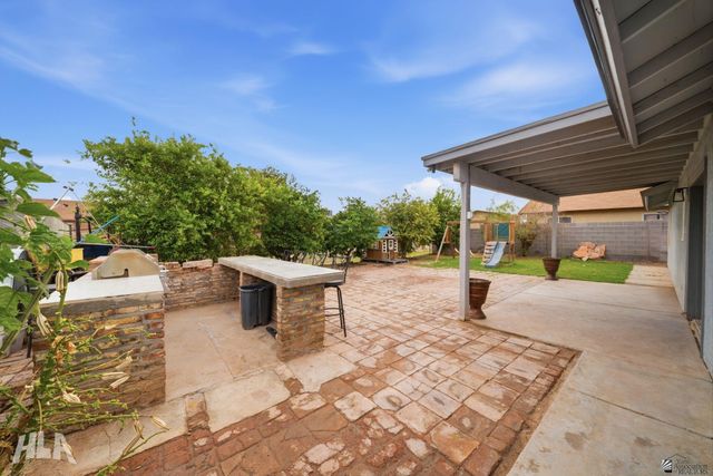 698 S Columbia Ave, Somerton, AZ 85350