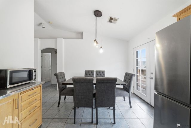 698 S Columbia Ave, Somerton, AZ 85350