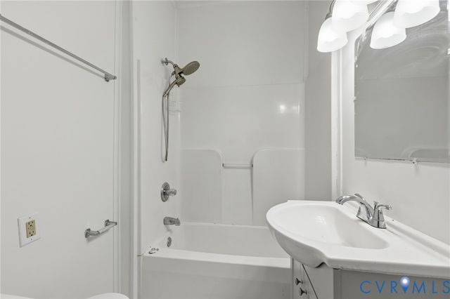 503 N 3rd Ave, Hopewell, VA 23860
