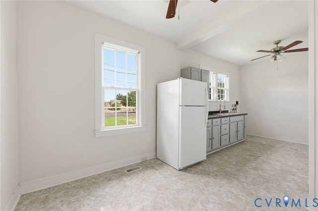 503 N 3rd Ave, Hopewell, VA 23860