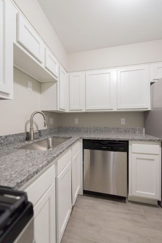 1080 Armstrong Mill Road A, Lexington, KY 40517