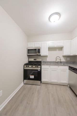 1080 Armstrong Mill Road A, Lexington, KY 40517