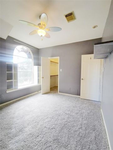 802 Portsmouth Drive, Pearland, TX 77584